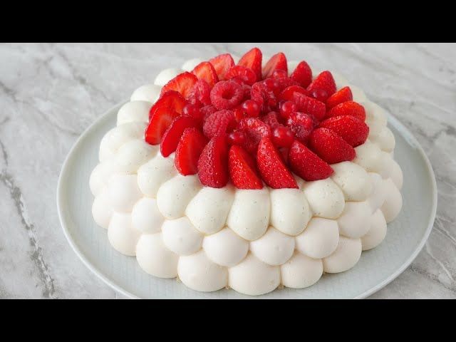 Pavlova aux Fruits